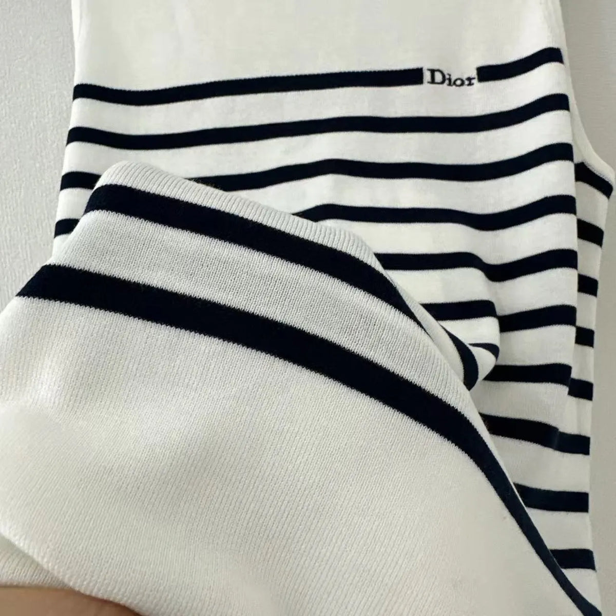 Partial Stripe Round Neck Vest