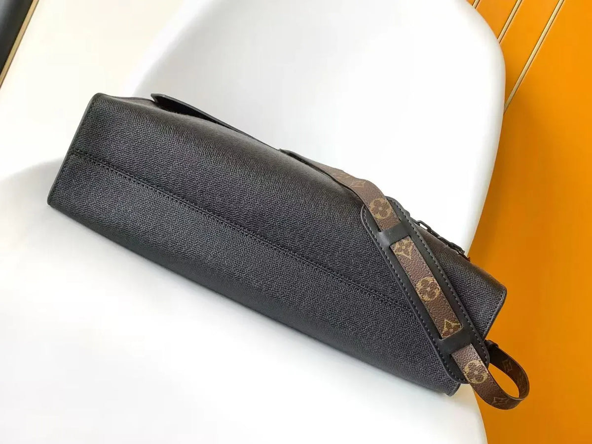 Timeless Leather Business Bag