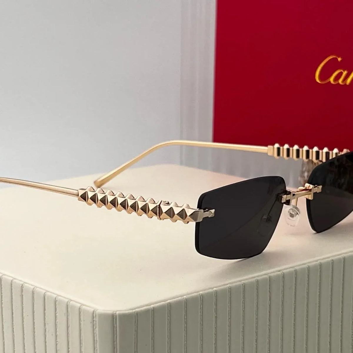 Frameless Color-Tinted Sunglasses