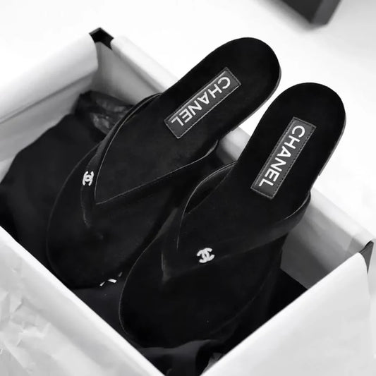 Casual Slim-Strap Velvet Flip-Flops