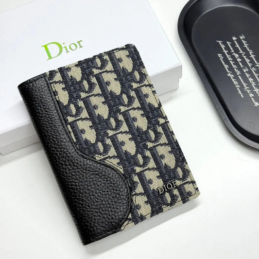 Classic Pattern Leather-Trimmed Short Wallet