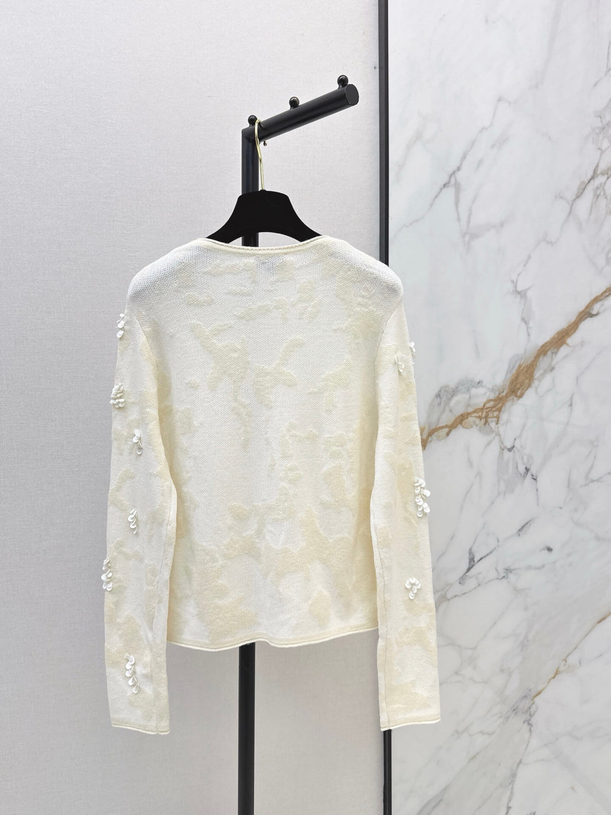 Neck 3D Sequin Knit Cardigan