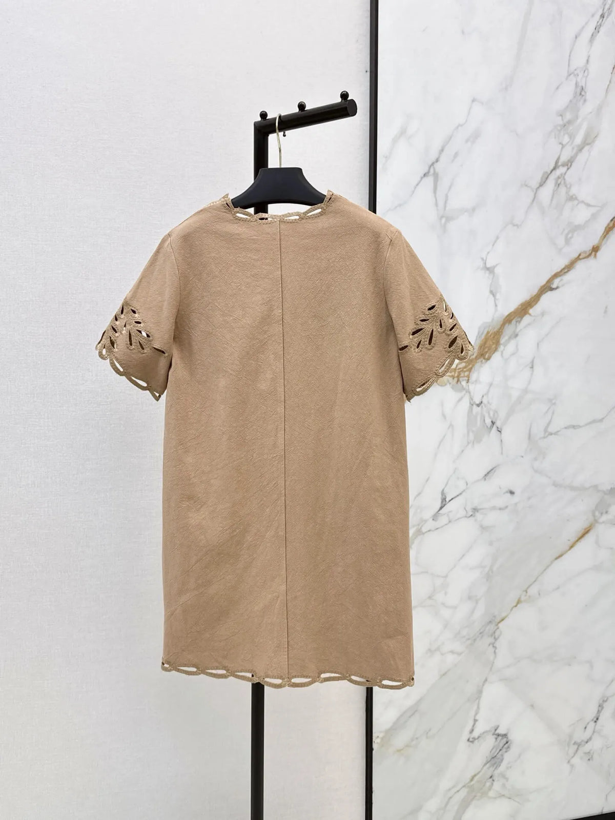 Scalloped Cutwork Hem Shift Dress